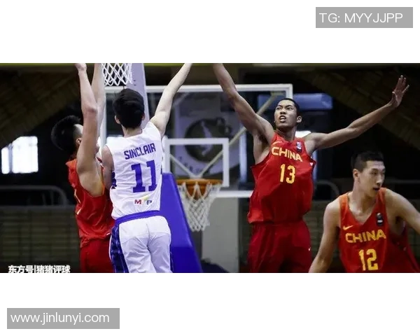 布鲁克洛佩斯：从篮坛巨星到球队领袖的华丽转身与奋斗历程